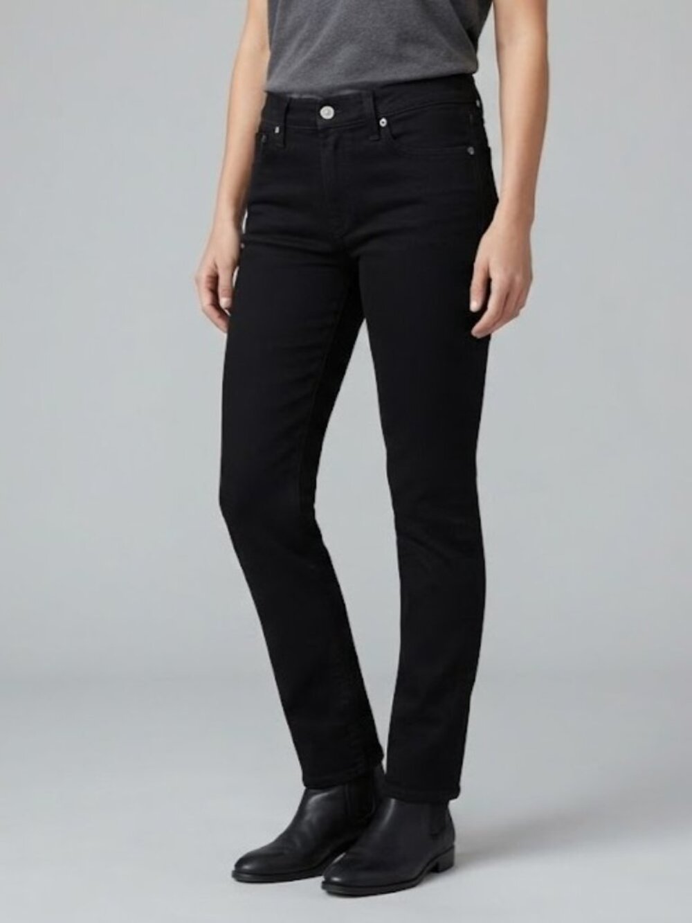 GAP Women's Black Straight Jeans